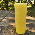Bienenwachskerze mit Spiralmuster